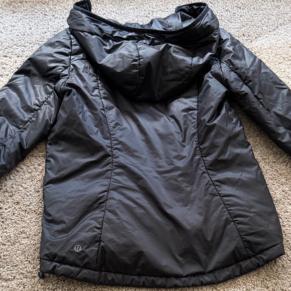 lululemon athletica Women's Black Puffer Jacket - Picture 11 of 16